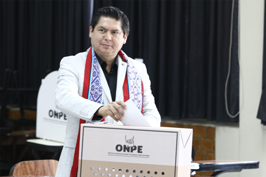 Elecciones 2026: Herbert Caller emite su voto